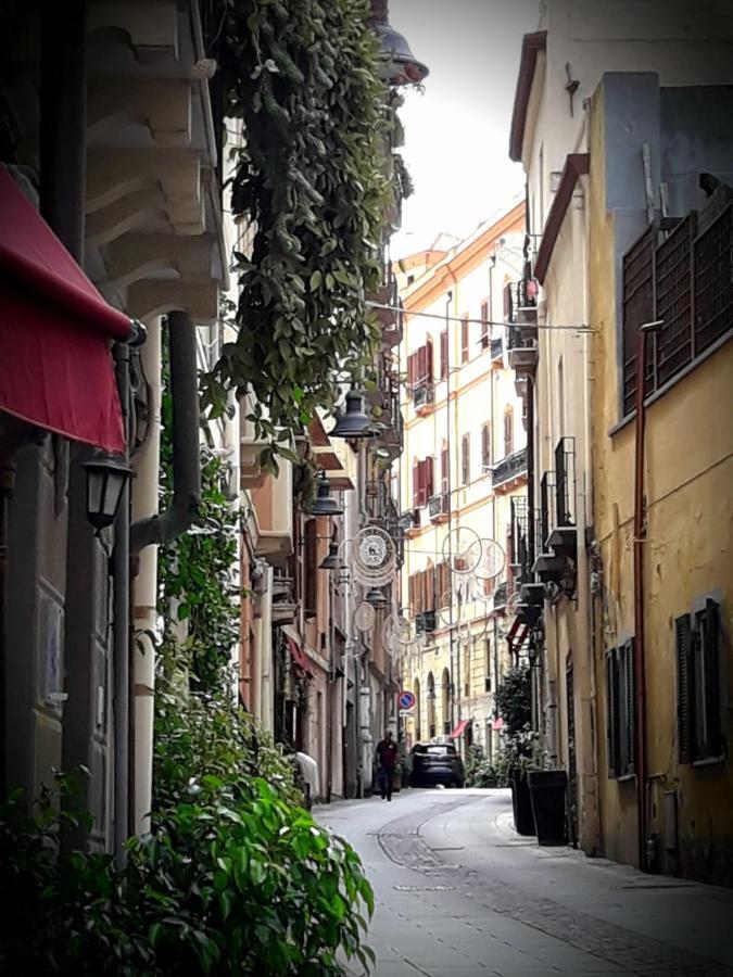 Via San Giacomo 10 Cagliari Exterior foto